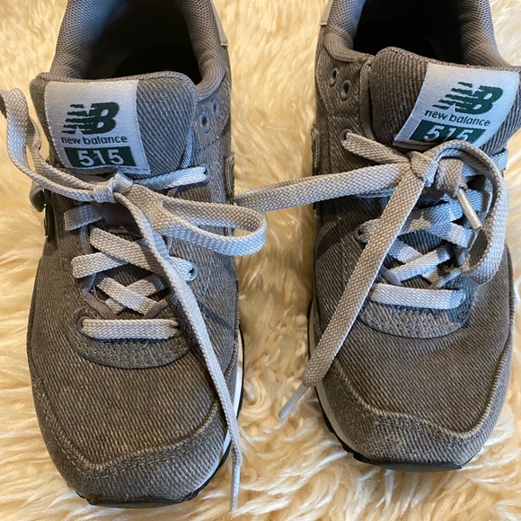 Slight Used Boys New Balance Runners - Picture 4 of 4